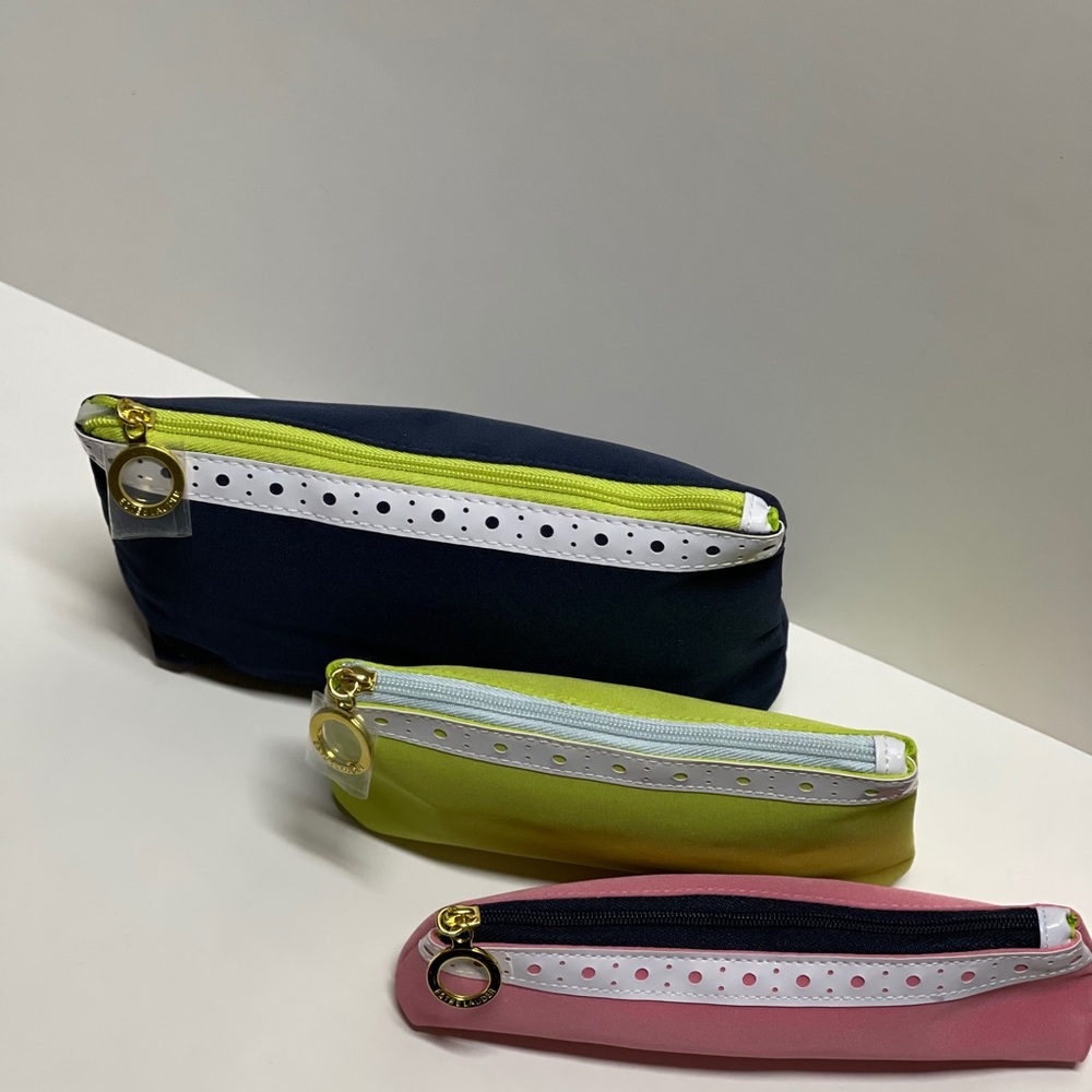 🆕 3 Estée Lauder Cosmetic Bags Blue,Green & Pink - Picture 7 of 16